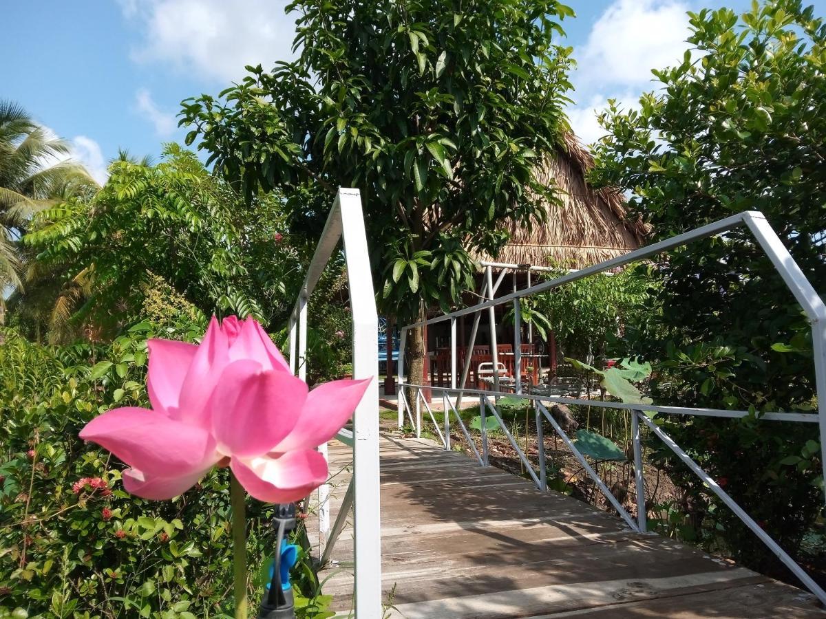 Thach Thao Homestay Mỹ Tho Esterno foto